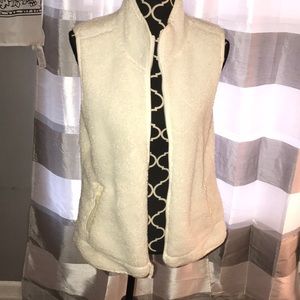 Old navy fleece vest